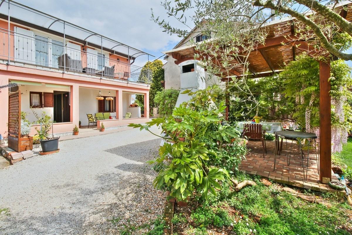 Lorena Apartments Umag Exterior photo