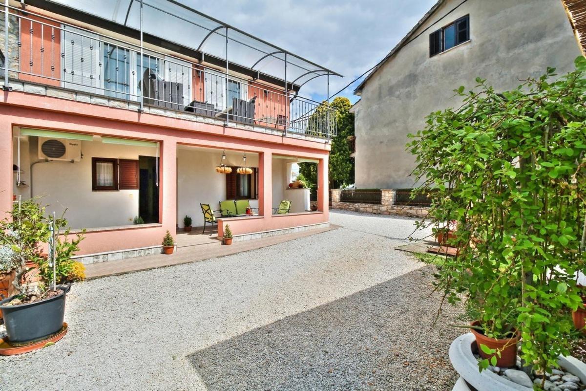 Lorena Apartments Umag Exterior photo